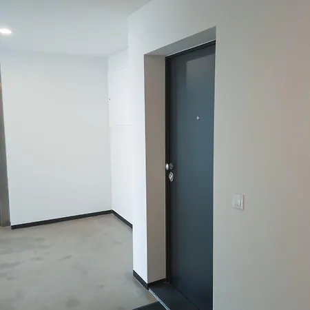 Flat With Garage And Balcony With View To A Garden Vila Nova de Gaia