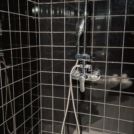 Flat With Garage And Balcony With View To A Garden Apartamento Vila Nova de Gaia