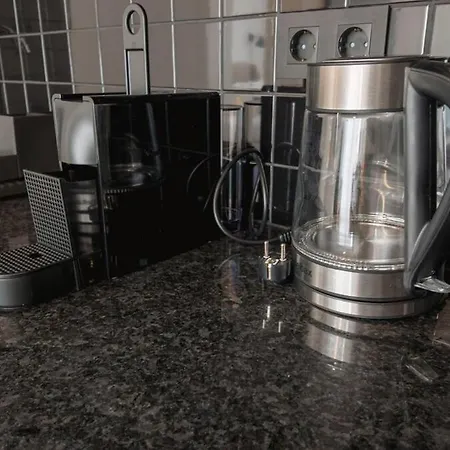 Flat With Garage And Balcony With View To A Garden * Βίλα Νόβα ντε Γκάια