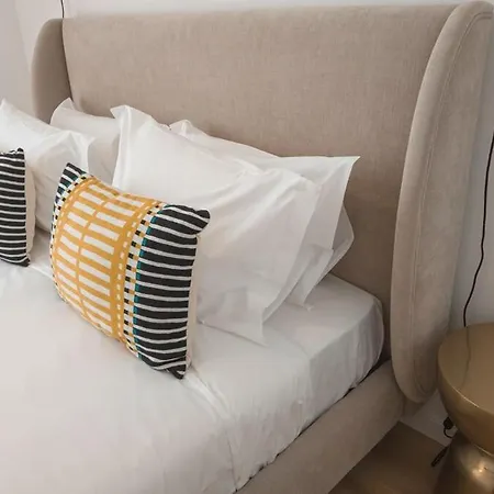 Flat With Garage And Balcony With View To A Garden * Βίλα Νόβα ντε Γκάια