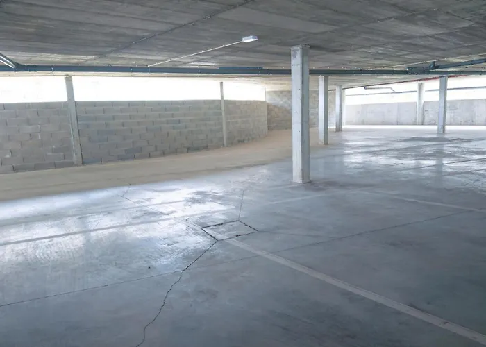 Flat With Garage And Balcony With View To A Garden Διαμέρισμα Βίλα Νόβα ντε Γκάια