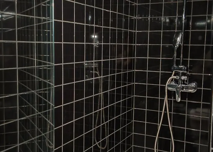 Διαμέρισμα Flat With Garage And Balcony With View To A Garden Βίλα Νόβα ντε Γκάια