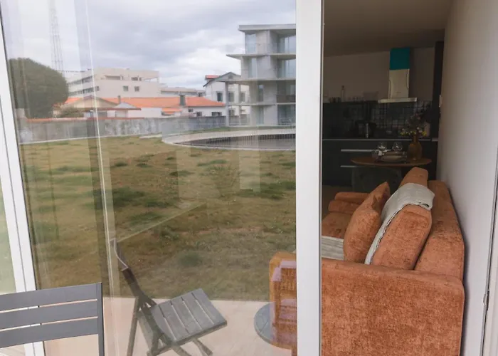 Flat With Garage And Balcony With View To A Garden *